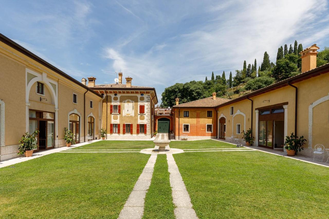 Villa Padovani Relais De Charme - Adults Only Pastrengo Exterior foto
